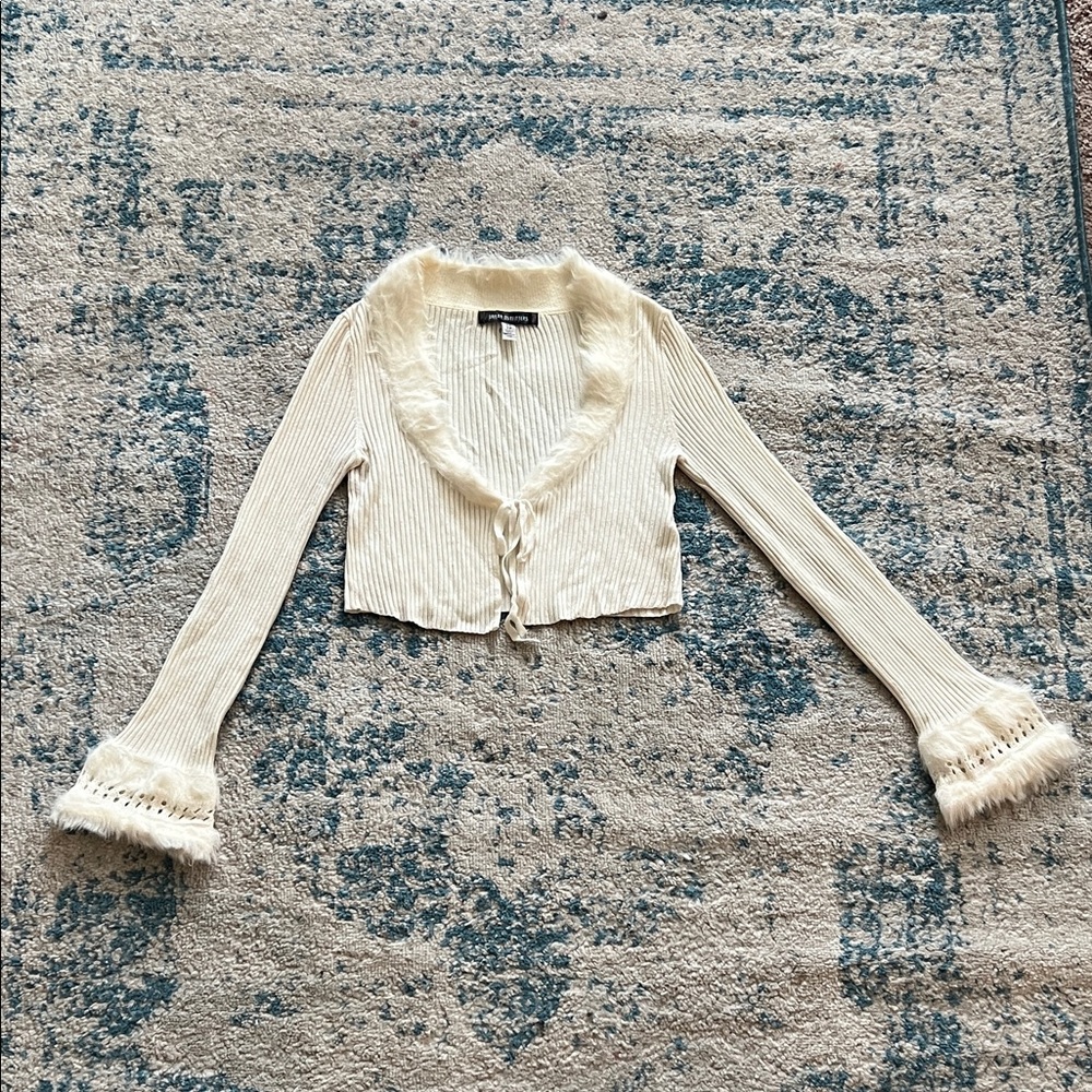 UO Cropped Cream Ribbed Cardigan with Faux Fur Trim and Tie Detail
